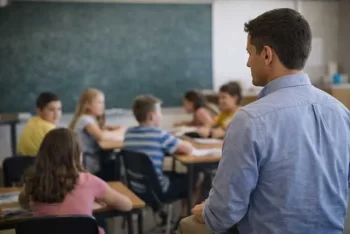 2026-linguagem-corporal-na-sala-de-aula-[s]-lab-1